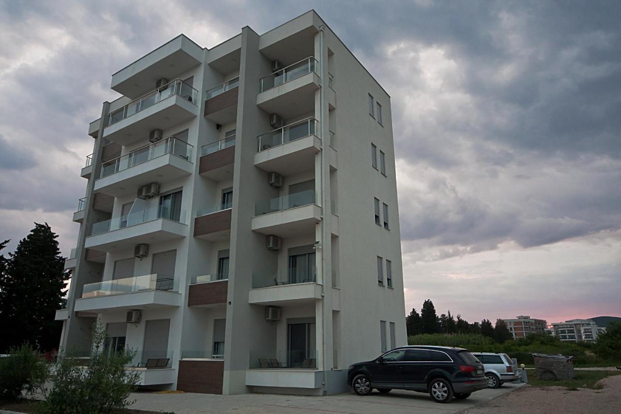 Apartments Jasmina Ulcinj Ngoại thất bức ảnh