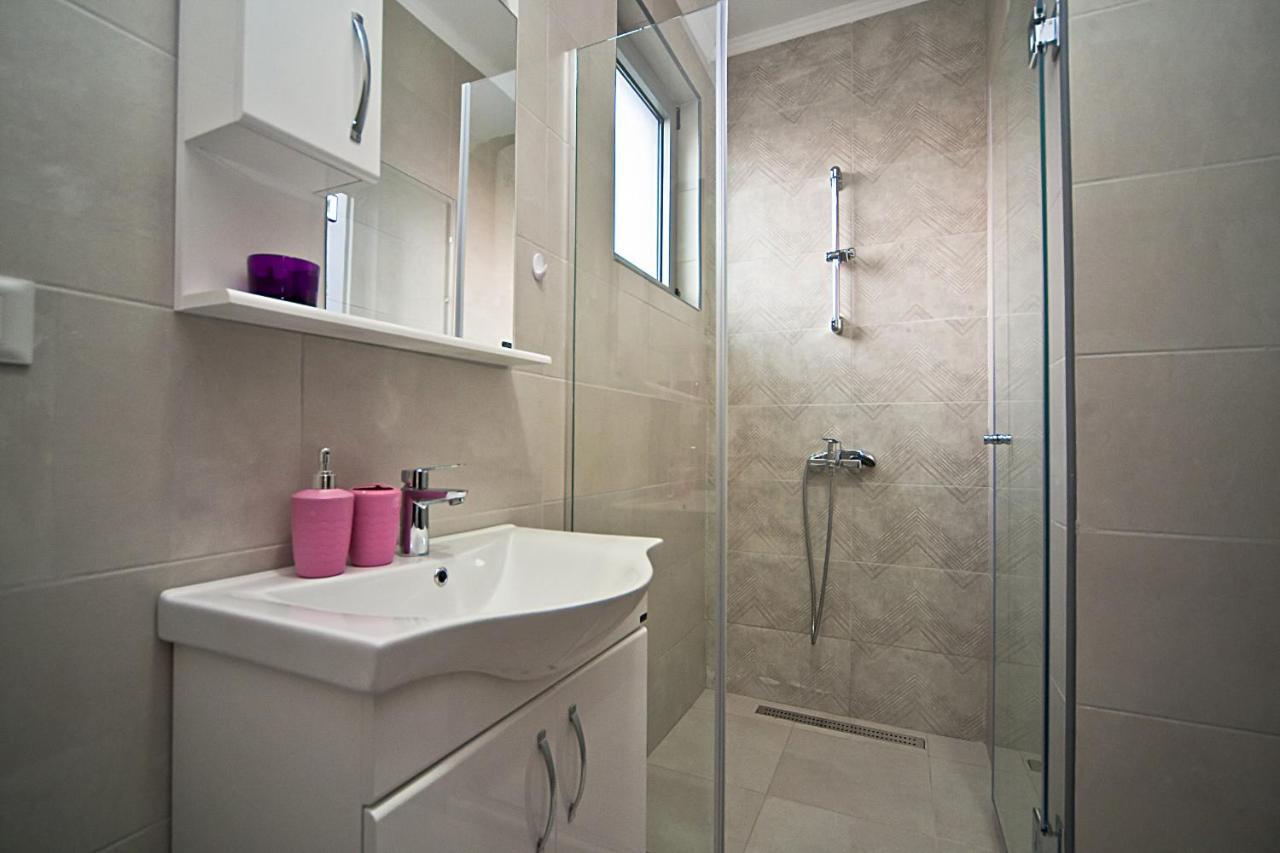Apartments Jasmina Ulcinj Ngoại thất bức ảnh