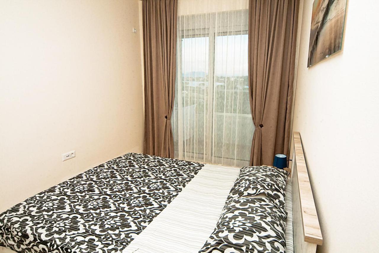 Apartments Jasmina Ulcinj Ngoại thất bức ảnh