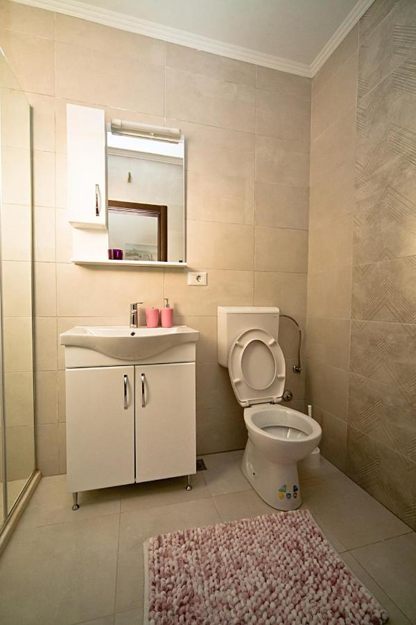 Apartments Jasmina Ulcinj Ngoại thất bức ảnh
